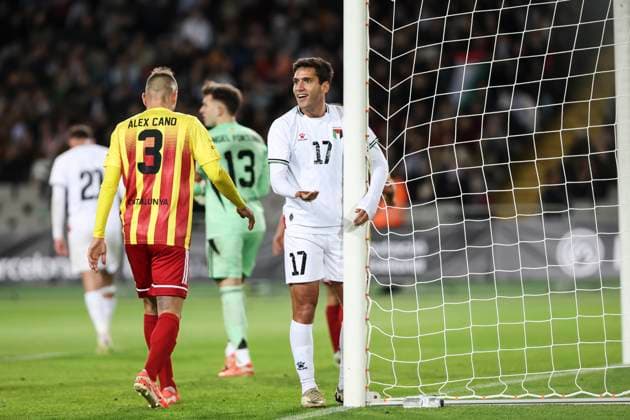 November 18, 2025, Barcelona, Barcelona, SPAIN: Emilio Saba of Palestine gestures during the International Friendly, Länderspiel, Nationalmannschaft match between Catalonia and Palestine at Estadi Olimpic Lluis Companys on November 18, 2025 in Barcelona, Spain. Barcelona SPAIN - ZUMAa181 20251118_zaa_a181_077 Copyright: xJavierxBorregox