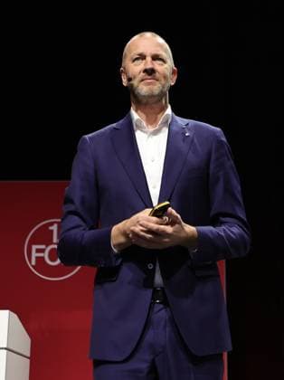 18 11 2025 Football season 2025 2026 2 Football Bundesliga General Meeting Annual General Meeting AGM 2025 Sportfoto Zink DaMa xdaxmax Niels Rossow Board of Directors Strategy Marketing 1 FC Nürnberg FCN