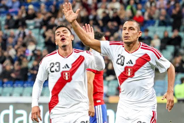 RUSSIA, SOCHI - NOVEMBER 18, 2025: Peru s Cesar Inga (L) and Alex Valera celebrate scoring in a friendly football match between the Chilean and the Peruvian men s national football teams at Fisht Stadium International Football Friendly: Chile 2 - 1 Peru  - ZUMAt113 20251118_zaa_t113_659 Copyright: xDmitryxFeoktistovx
