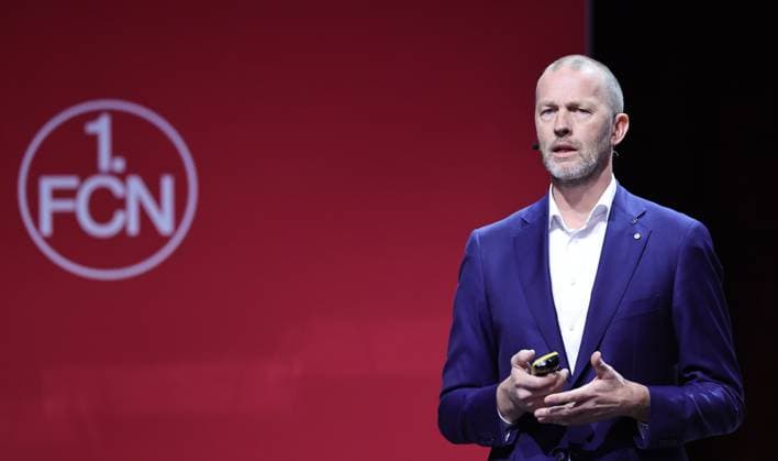 18 11 2025 Soccer Season 2025 2026 2 Soccer Bundesliga General Meeting Annual General Meeting JHV 2025 Sportfoto Zink DaMa xdaxmax Niels Rossow Board Strategy Marketing 1 FC Nürnberg FCN speaks to Clubfan Clubfans FCN Fans Fans Members