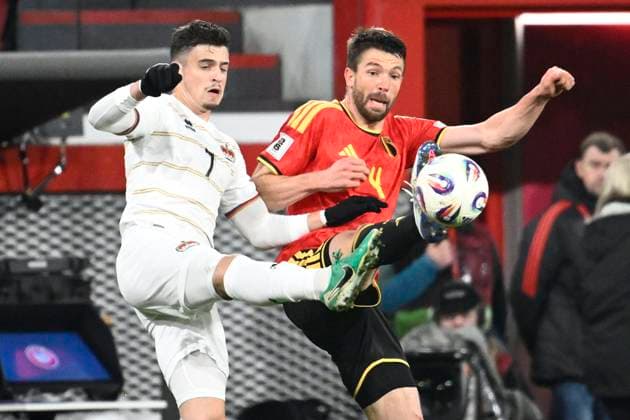 Belgium v Liechtenstein - FIFA World Cup, WM, Weltmeisterschaft, Fussball 2026 UEFA Qualifiers LIEGE, BELGIUM - NOVEMBER 18 : Mechele Brandon defender of Belgium battles for the ball with Luque Notaro Fabio forward of Liechtenstein during the FIFA World Cup 2026 UEFA European Qualifiers group J qualifying round matchday 10 between Belgium and Liechtenstein on November 18, 2025 in Liege, Belgium, 18 11 2025 Liege Belgium  Copyright: xPeterxDexVoechtx
