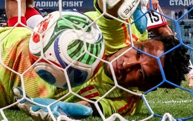 RUSSIA, SOCHI - NOVEMBER 18, 2025: Peru s goalkeeper Pedro Gallese concedes a goal in a friendly football match between the Chilean and the Peruvian men s national football teams at Fisht Stadium. Dmitry Feoktistov TASS  85775667