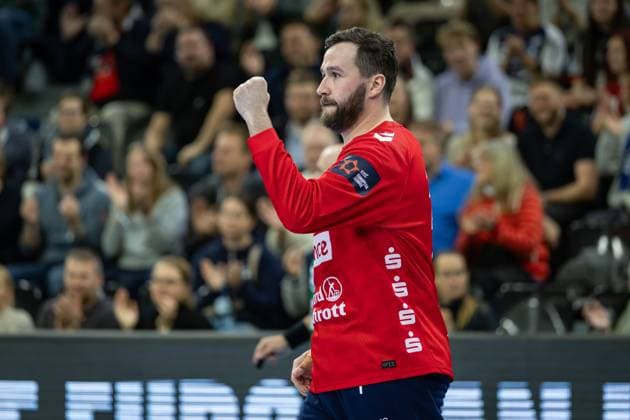 FLENSBURG, GERMANY - NOVEMBER 18: goalie celebration joy after saved ball Benjamin Buric (SG Flensburg-Handewitt, 01) during the EHF European League match between SG Flensburg-Handewitt vs AHC Potaissa Turda at GP JOULE Arena Flensburg on Matchday 4 of the Group Matches Group A on November 18, 2025 in Flensburg, Germany. Schleswig-Holstein Germany Copyright: xBEAUTIFULxSPORTS MarioxM.xKobergx