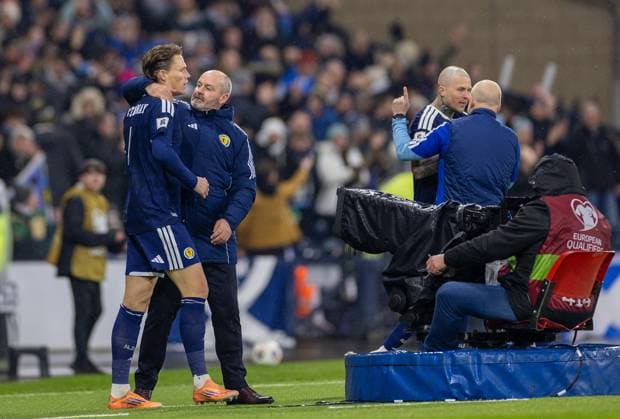 18th November 2025; Hampden Park, Glasgow, Scotland; FIFA World Cup, WM, Weltmeisterschaft, Fussball Qualifiers International Football, Scotland versus Denmark; Scott McTominay of Scotland celebrates with Scotland Coach Stevie Clarke after he scored in the 3rd minute  VagelisxGeorgariou