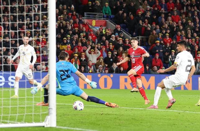 Daniel James of Wales scores a goal to make the score 4-1 Wales v North Macedonia, FIFA 2026 World Cup Qualifying, Group J, Football, Cardiff City Stadium, Cardiff, Wales, UK - 18 Nov 2025Cardiff Cardiff City Stadium United Kingdom EDITORIAL USE ONLY No use with unauthorised audio, video, data, fixture lists, club league logos or live services. Online in-match use limited to 120 images, no video emulation. No use in betting, games or single club league player publications. Copyright: xKieranxMcManus Shutterstockx 15848901ao
