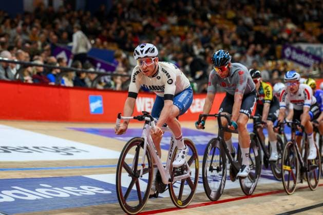 Belgian Tom Crabbe pictured in action during the first day of the Zesdaagse Vlaanderen-Gent six-day indoor Track cycling, Rad, Radsport, Bahnrad, Bahn event at the indoor cycling arena t Kuipke, Tuesday 18 November 2025, in Gent. DAVIDxPINTENS  x142529634x