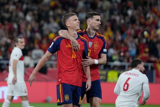 November 18, 2025, Sevilla, Sevilla, Spain: Dani Olmo of Spain celebrates a goal during the FIFA World Cup, WM, Weltmeisterschaft, Fussball 2026 qualifier football match, Group E, played between Spain and Turkey at Estadio de La Cartuja on November 18, 2025 in Sevilla, Spain. Sevilla Spain - ZUMAa181 20251118_zaa_a181_147 Copyright: xJoaquinxCorcherox