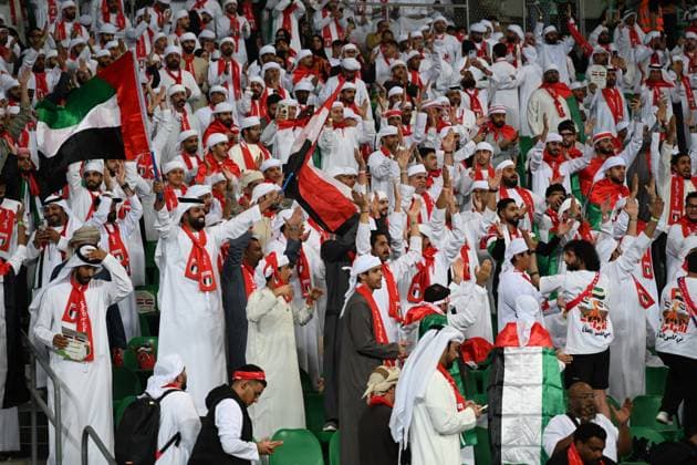 Fußball, WM Quali, Irak - VAE Iraq v UAE - AFC Asian Qualifiers 2026 BASRA, IRAQ - NOVEMBER 18: Football fans cheer on their teams during the 2026 FIFA World Cup, WM, Weltmeisterschaft, Fussball Asian qualifiers fifth round second leg match between Iraq and United Arab Emirates at Basra International Stadium in Basra, Iraq, on November 18, 2025. Haidar Mohammed Ali Anadolu Basra Iraq. Editorial use only. Please get in touch for any other usage.  Copyright: x2025xAnadoluxHaidarxMohammedxAlix