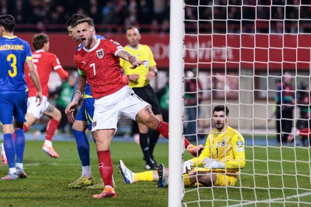 SOCCER - FIFA WC quali, AUT vs BIH VIENNA,AUSTRIA,18.NOV.25 - FIFA World Cup, WM, Weltmeisterschaft, Fussball 2026, European Qualifiers, group stage, OEFB international match, Länderspiel, Nationalmannschaft Austria vs Bosnia and Herzegovina. Image shows the rejoicing of Marko Arnautovic (AUT).  GEPAxpictures xArminxRauthner