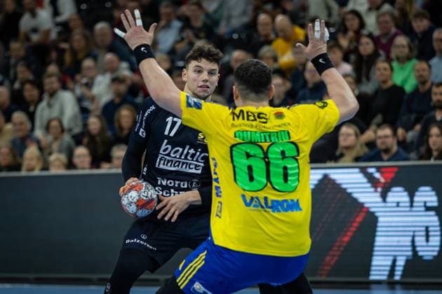 FLENSBURG, GERMANY - NOVEMBER 18: Marko Grgic (SG Flensburg-Handewitt, 17) against Gabriel Florinel Dumitriu (AHC Potaissa Turda, 01) during the EHF European League match between SG Flensburg-Handewitt vs AHC Potaissa Turda at GP JOULE Arena Flensburg on Matchday 4 of the Group Matches Group A on November 18, 2025 in Flensburg, Germany. Schleswig-Holstein Germany Copyright: xBEAUTIFULxSPORTS MarioxM.xKobergx