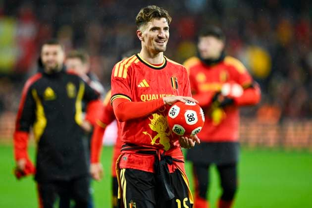 Belgium v Liechtenstein - FIFA World Cup, WM, Weltmeisterschaft, Fussball 2026 UEFA Qualifiers LIEGE, BELGIUM - NOVEMBER 18 : Meunier Thomas defender of Belgium after the game during the FIFA World Cup 2026 UEFA European Qualifiers group J qualifying round matchday 10 between Belgium and Liechtenstein on November 18, 2025 in Liege, Belgium, 18 11 2025 Liege Belgium  Copyright: xNicoxVereeckenx