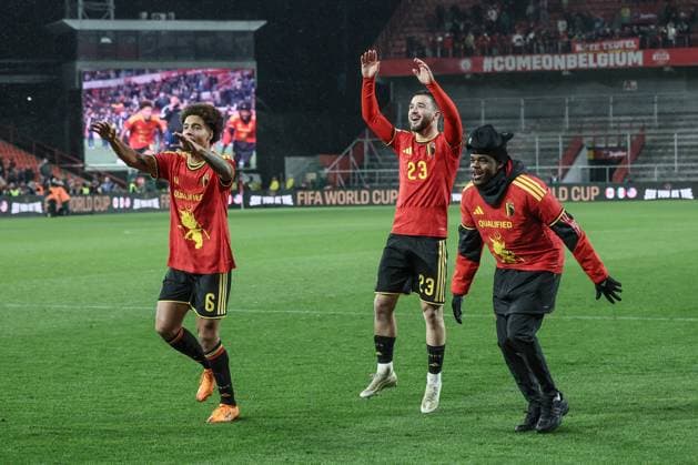 Belgium s Axel Witsel, Belgium s Nicolas Raskin and Belgium s Nathan Ngoy celebrate after winning a soccer game between Belgium s Red Devils and Liechtenstein, the last FIFA World Cup, WM, Weltmeisterschaft, Fussball 2026 qualification match, in Liege on Tuesday 18 November 2025. BRUNOxFAHY  x142538601x