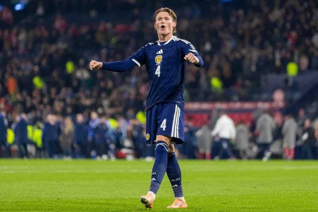 Scotland v Denmark 2026 FIFA World Cup, WM, Weltmeisterschaft, Fussball Qualifier 18 11 2025. Group C Scott McTominay of Scotland celebrates as Scotland qualify for the World Cup Finals during the 2026 FIFA World Cup Qualifier match between Scotland and Denmark at Hampden Park, Glasgow, United Kingdom on 18 November 2025. Hampden Park The National Stadium Glasgow Scotland Editorial use only , Copyright: xColinxPoultneyx PSI-23224-0038