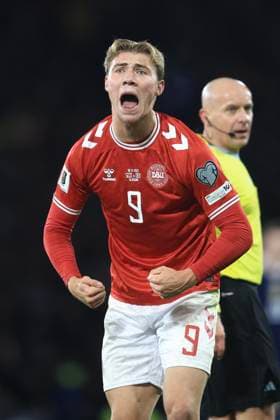 18th November 2025; Hampden Park, Glasgow, Scotland; FIFA World Cup, WM, Weltmeisterschaft, Fussball Qualifiers International Football, Scotland versus Denmark; Rasmus Hojlund of Denmark celebrates after scoring an equaliser from a penalty kick for 1-1 in the 57th minute  DavidxYoung