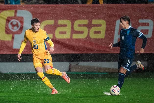 Romania v San Marino - European Qualifiers Group H - FIFA World Cup, WM, Weltmeisterschaft, Fussball 2026 PLOIESTI, ROMANIA, NOVEMBER 18, 2025 - Romania v San Marino - European Qualifiers Group H - FIFA World Cup 2026, Dennis Man during the match. Copyright: xVLADxBEREHOLSCHIx
