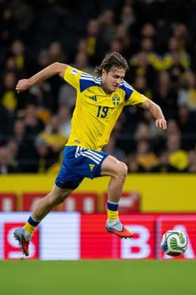 251118 Mattias Svanberg during the FIFA World Cup, WM, Weltmeisterschaft, Fussball Qualifier football match between Sweden and Slovenia on November 18, 2025 in Stockholm. Photo: Joel Marklund BILDBYRAN kod JM JM0752 bbeng fotboll football soccer fotball vm-kval fifa world cup qualifier sverige sweden sverige a slovenien slovenia *** 251118 Mattias Svanberg during the FIFA World Cup Qualifier football match between Sweden and Slovenia on November 18, 2025 in Stockholm Photo Joel Marklund BILDBYRAN kod JM JM0752 bbeng fotboll football soccer fotball vm kval fifa world cup qualifier sverige sweden sverige a slovenien slovenia  Copyright: JOELxMARKLUND BB251118JM124