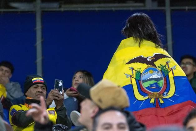 Ecuador and New Zealand in the United States Ecuador fans during a friendly match against New Zealand at the Sports Illustrated studios in Harrison, United States, on the afternoon of Tuesday, November 18, 2025. HARRISON NJ United States Copyright: xWilliamxVolcovx