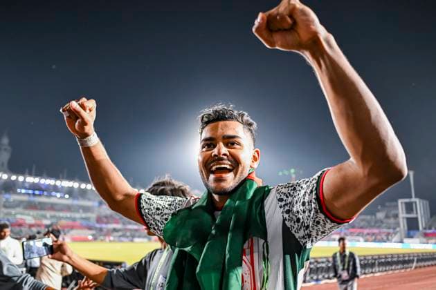 Fußball, Asienmeisterschaft Quali, Bangladesch - Indien Bangladesh v India - Football Match Shamit Shome of Bangladesh celebrates after winning the match during the third round of the Asian Cup qualifiers between Bangladesh and India at the National Stadium in Dhaka, Bangladesh, on November 18, 2025. (Final Score: Bangladesh 1:0 India). Dhaka Dhaka Bangladesh  Copyright: xZabedxHasnainxChowdhuryx originalFilename:chowdhury-banglade251118_npZFf.jpg