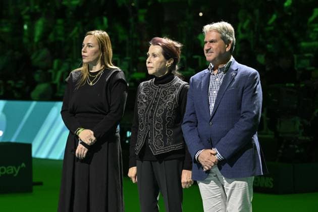 Davis Cup Finale 2025 Bologne - Davis Cup Finale 2025 Bologne - 19 11 2025 - Ceremonie Hommage Nicolas Pilic - Croatie en presence Madame Pilic, sa fille, president de la Federartion Internationale de tennis, Novak Djokovic, Boris Becker, Lubjicic, Andrea Gaudenzi, Gilles Moretton, et de nombreux Champions Bologne  Copyright: xChryslenexCaillaud Pznewsx