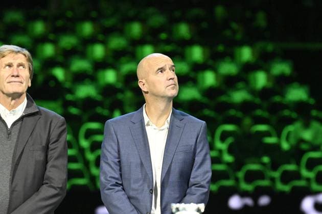 Davis Cup Finale 2025 Bologne - Davis Cup Finale 2025 Bologne - 19 11 2025 - Ceremonie Hommage Nicolas Pilic - Croatie en presence Madame Pilic, sa fille, president de la Federartion Internationale de tennis, Novak Djokovic, Boris Becker, Lubjicic, Andrea Gaudenzi, Gilles Moretton, et de nombreux Champions Bologne  Copyright: xChryslenexCaillaud Pznewsx