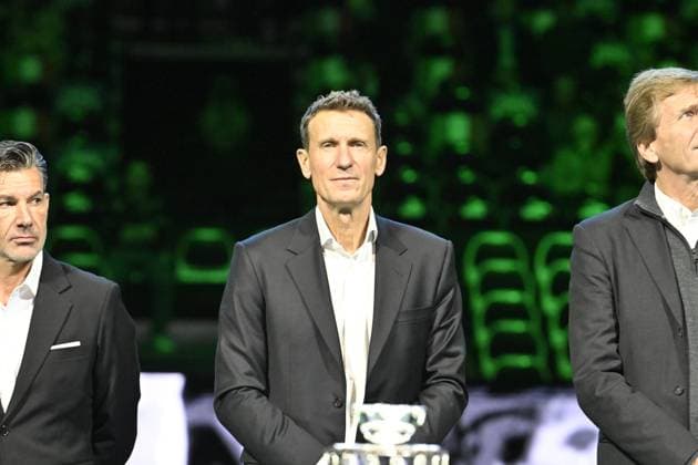 Davis Cup Finale 2025 Bologne - Davis Cup Finale 2025 Bologne - 19 11 2025 - Ceremonie Hommage Nicolas Pilic - Croatie en presence Madame Pilic, sa fille, president de la Federartion Internationale de tennis, Novak Djokovic, Boris Becker, Lubjicic, Andrea Gaudenzi, Gilles Moretton, et de nombreux Champions Bologne  Copyright: xChryslenexCaillaud Pznewsx