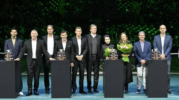 Davis Cup Finale 2025 Bologne - Davis Cup Finale 2025 Bologne - 19 11 2025 - Ceremonie Hommage Nicolas Pilic - Croatie en presence Madame Pilic, sa fille, president de la Federartion Internationale de tennis, Novak Djokovic, Boris Becker, Lubjicic, Andrea Gaudenzi, Gilles Moretton, et de nombreux Champions Bologne  Copyright: xChryslenexCaillaud Pznewsx