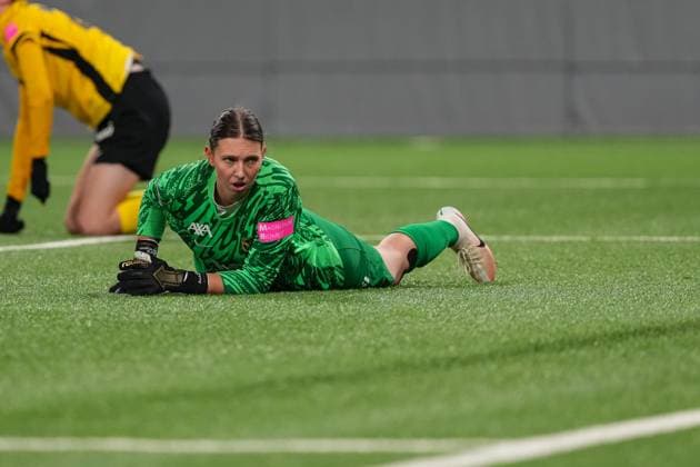 Switzerland UEFA Women s Europa Cup 2025 26 1 8 final, BSC YB Women vs AC Sparta Praha Stadion Wankdorf, Bern Goalkeeper Jara Ackermann 1 YB Women disappointed after 3 0 Bern Stadion Wankdorf Bern Switzerland Copyright: xKjetilxWaberx