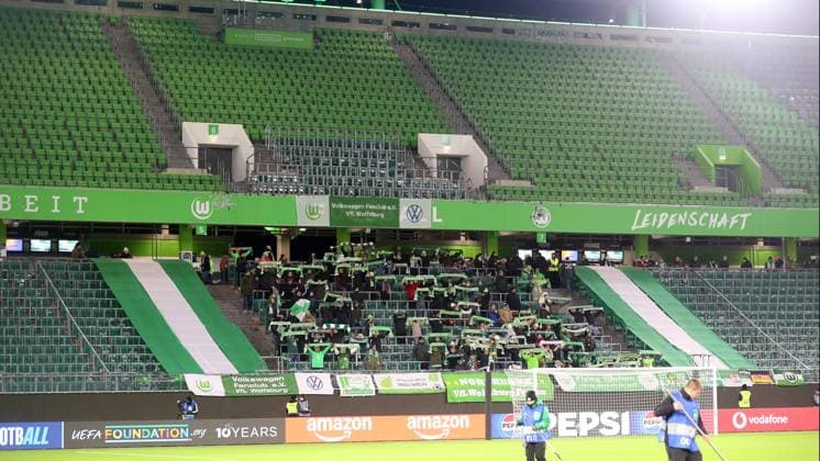VfL vs Manchester, CL Women Wolfsburg, 19 11 2025, FOOTBALL VfL Wolfsburg vs Manchester United, Champions League Women, Season 2025 26 VfL Fans and Spectators Wolfsburg