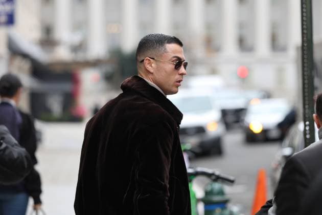 The captain of the Portuguese national football team and player for Saudi Arabia s Al-Nassr, Cristiano Ronaldo (C), walks out of his hotel in Washington, D.C USA 19 November 2025. Ronaldo met with U.S. President Donald Trump in the Oval Office before attending a state dinner hosted by the president on Tuesday in honor of Saudi Crown Prince Mohammed bin Salman and his delegation, which included the footballer. Cristiano Ronaldo met with Trump in the Oval Office during the visit of the Saudi prince !ACHTUNG: NUR REDAKTIONELLE NUTZUNG!  Copyright: xOctavioxGuzmánx USA6494 20251119-55018586498_1