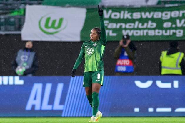 Lineth Beerensteyn VfL Wolfsburg celebrates after scoring her teams third goal, UEFA Women s Champions League 2025 26 League Phase MD4, VfL Wolfsburg v Manchester United Women, VfL Wolfsburg Arena on November 19, 2025 in Wolfsburg, Germany Photo by Marco Steinbrenner DeFodi Images Lineth Beerensteyn VfL Wolfsburg celebrates after scoring her teams third goal, UEFA Women s Champions League 2025 26 League Phase MD4, VfL Wolfsburg v Manchester United Women, VfL Wolfsburg Arena, November 19, 2025 in Wolfsburg, Germany Photo by Marco Steinbrenner DeFodi Images