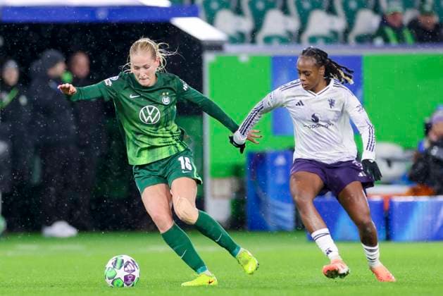 Camilla Kuever VfL Wolfsburg and Melvine Malard Manchester United battle for the ball, UEFA Women s Champions League 2025 26 League Phase MD4, VfL Wolfsburg v Manchester United Women, VfL Wolfsburg Arena on November 19, 2025 in Wolfsburg, Germany Photo by Marco Steinbrenner DeFodi Images Camilla Kuever VfL Wolfsburg and Melvine Malard Manchester United battle for the ball, UEFA Women s Champions League 2025 26 League Phase MD4, VfL Wolfsburg v Manchester United Women, VfL Wolfsburg Arena, November 19, 2025 in Wolfsburg, Germany Photo by Marco Steinbrenner DeFodi Images