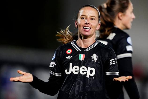 Juventus women Tatiana Pinto celebrates after scoring the 3-0 goal for his team during the UEFA Women s Champions League soccer match between Juventus Women and OL Lyonnes at the Stadium Comunale Vittorio Pozzo La Marmora in Biella, north west Italy - Day 4 - November 19, 2025. - Soccer.  Copyright: xFabioxFerrari LaPressex