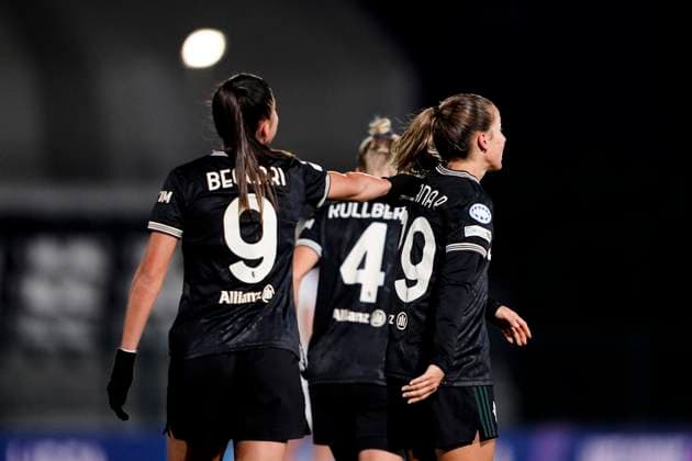 Juventus women Tatiana Pinto celebrates after scoring the 3-0 goal for his team during the UEFA Women s Champions League soccer match between Juventus Women and OL Lyonnes at the Stadium Comunale Vittorio Pozzo La Marmora in Biella, north west Italy - Day 4 - November 19, 2025. - Soccer.  Copyright: xFabioxFerrari LaPressex