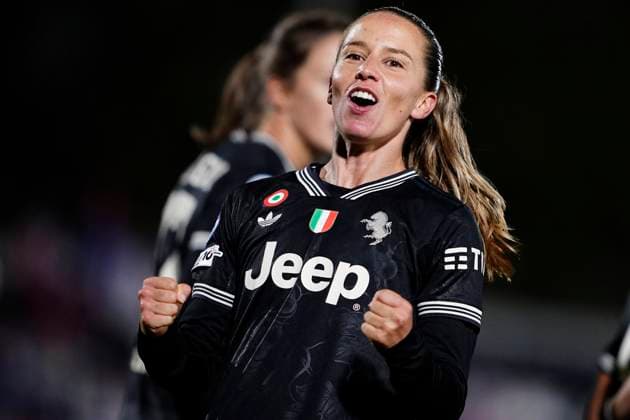 Juventus women Tatiana Pinto celebrates after scoring the 3-0 goal for his team during the UEFA Women s Champions League soccer match between Juventus Women and OL Lyonnes at the Stadium Comunale Vittorio Pozzo La Marmora in Biella, north west Italy - Day 4 - November 19, 2025. - Soccer.  Copyright: xFabioxFerrari LaPressex
