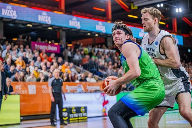 Basketball FIBA Europe Cup, Season 2025 2026, Men, Main round, Group stage, 6 Matchday, 19 11 2025, RASTA Vechta Dinamo BDS Sassari Nicholas McGlynn 29 Dinamo BDS Sassari in action Vechta RASTA Dome Lower Saxony Germany