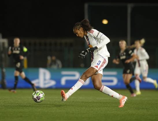 Wendie Renard of OL Lyonnes during the UEFA Women s Champions League 2025-26 football match between Juventus Women and OL Lyonnes on 19 November 2025 at â?? Pozzo-La Marmora Stadium, Biella,Italy. Photo Nderim KACELI  Copyright: xNderimxKaceli IPAxSportx xipa-agency.netx xx IPA_68138159 IPA_Agency_IPA68138159
