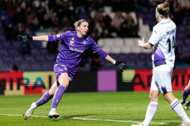 WOMEN SOCCER - EC, A.Wien vs Anderlecht VIENNA,AUSTRIA,19.NOV.25 - WOMEN SOCCER - UEFA Women s Europa Cup, round of 16, FK Austria Wien vs RSC Anderlecht. Image shows the rejoicing of Katharina Schiechtl (A.Wien).  GEPAxpictures xArminxRauthner