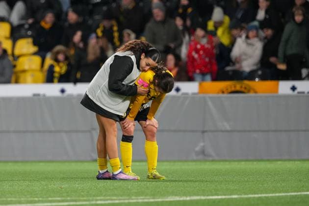 Switzerland UEFA Women s Europa Cup 2025 26 1 8 final, BSC YB Women vs AC Sparta Praha Stadion Wankdorf, Bern Malaurie Granges 13 YB Women with Aida Ragusa 11 YB Women after the defeat against AC Sparta Praha Bern Stadion Wankdorf Bern Switzerland Copyright: xKjetilxWaberx