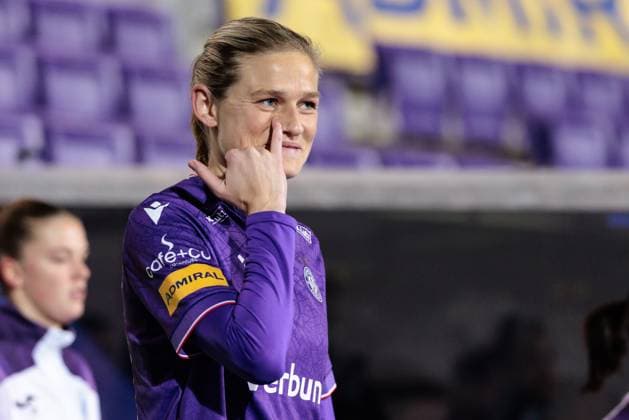 WOMEN SOCCER - EC, A.Wien vs Anderlecht VIENNA,AUSTRIA,19.NOV.25 - WOMEN SOCCER - UEFA Women s Europa Cup, round of 16, FK Austria Wien vs RSC Anderlecht. Image shows Carina Wenninger (A.Wien).  GEPAxpictures xArminxRauthner