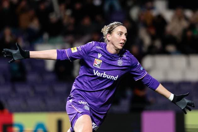WOMEN SOCCER - EC, A.Wien vs Anderlecht VIENNA,AUSTRIA,19.NOV.25 - WOMEN SOCCER - UEFA Women s Europa Cup, round of 16, FK Austria Wien vs RSC Anderlecht. Image shows the rejoicing of Katharina Schiechtl (A.Wien).  GEPAxpictures xArminxRauthner