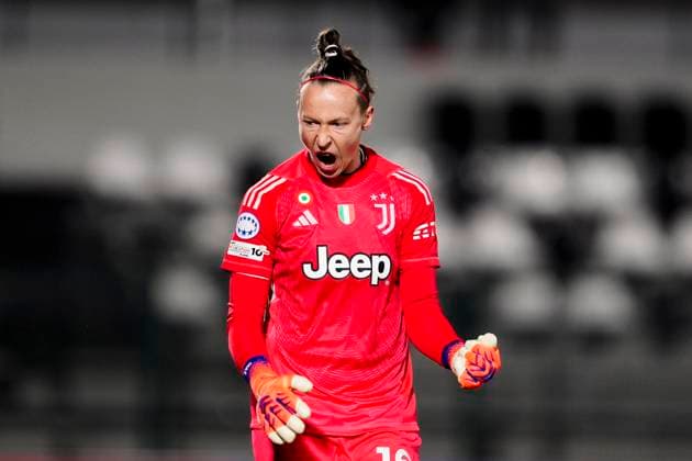 Juventus women Pauline Peyraud-Magnin during the UEFA Women s Champions League soccer match between Juventus Women and OL Lyonnes at the Stadium Comunale Vittorio Pozzo La Marmora in Biella, north west Italy - Day 4 - November 19, 2025. - Soccer.  Copyright: xFabioxFerrari LaPressex
