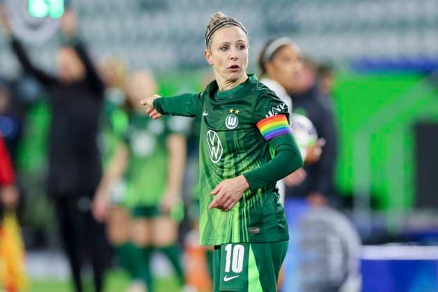 Svenja Huth VfL Wolfsburg gestures, UEFA Women s Champions League 2025 26 League Phase MD4, VfL Wolfsburg v Manchester United Women, VfL Wolfsburg Arena on November 19, 2025 in Wolfsburg, Germany Photo by Marco Steinbrenner DeFodi Images Svenja Huth VfL Wolfsburg gestures, UEFA Women s Champions League 2025 26 League Phase MD4, VfL Wolfsburg v Manchester United Women, VfL Wolfsburg Arena, November 19, 2025 in Wolfsburg, Germany Photo by Marco Steinbrenner DeFodi Images