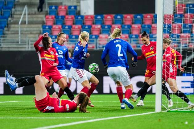 Football, Women, CL, Valerenga IF - SKN St. Pölten