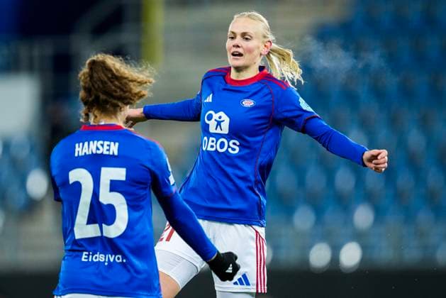 Football, Women s Champions League 2025 2026 Valerenga St Pölten Oslo 20251119 Valerenga s Karina Saevik celebrates after scoring the 1 0 goal during the Women s Champions League football match between Valerenga and St Pölten at Intility Arena Photo Fredrik Varfjell NTB Oslo Norway EDITORIAL USE ONLY RESTRICTED USE FOR BETTING COMPANIES  Copyright: xFredrikxVarfjellx xNTBx