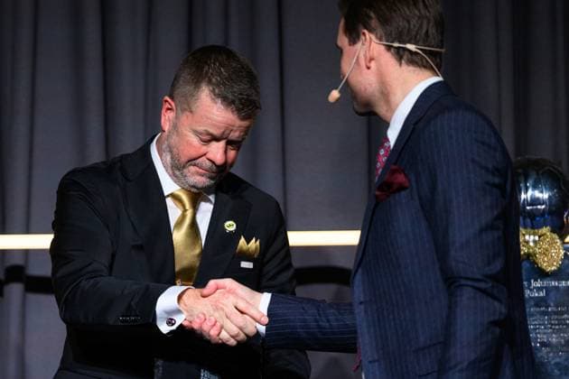 251119 Mjällbys coach Anders Torstensson receives the award for Coach of the Year during Allsvenskans Grand Prize on November 19, 2025 in Stockholm  Copyright: EMMAxWALLSKOG BB251119EW068