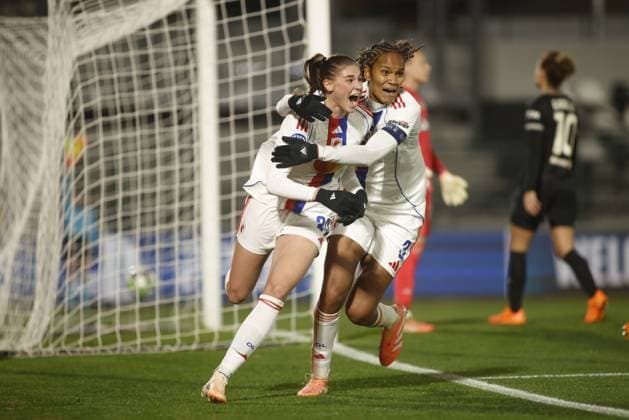 Jule Brand of OL Lyonnes and Wendie Renard of OL Lyonnes during the UEFA Women s Champions League 2025-26 football match between Juventus Women and OL Lyonnes on 19 November 2025 at â?? Pozzo-La Marmora Stadium, Biella,Italy. Photo Nderim KACELI  Copyright: xNderimxKaceli IPAxSportx xipa-agency.netx xx IPA_68139757 IPA_Agency_IPA68139757