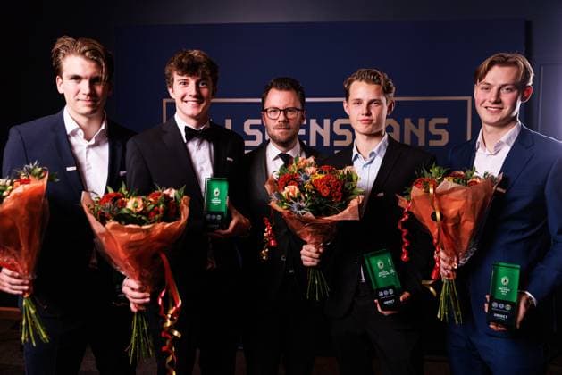 251119 GIF Sundsvalls goalkeeper Jakob Jäger Röding, Sirius Finlay Neat, Brommapojkarnas Oskar Jarde and Halmstads Hjalmar Aberg pose for a portrait with the award for the Years goalkeeper, forward, midfielder and back during Allsvenskans Grand Prize on November 19, 2025 in Stockholm  Copyright: CAISAxRASMUSSEN BB251119BB494
