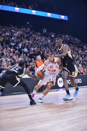 BASKET BALL : LDLC ASVEL vs AS Monaco - Turkish Airlines Euroligue - LDLC ARENA venue - Decines - 19 11 2025 Mike James from AS Monaco during the Turkish Airlines Euroleague match between LDLC ASVEL and AS Monaco at the LDLC ARENA venue in Decines, France on November 19th 2025  Copyright: xCYRILxALISTERxLESTAGEx