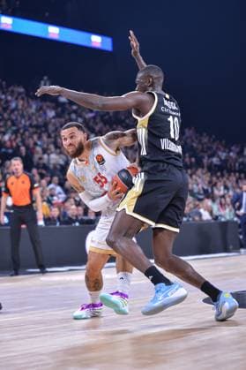 BASKET BALL : LDLC ASVEL vs AS Monaco - Turkish Airlines Euroligue - LDLC ARENA venue - Decines - 19 11 2025 Mike James from AS Monaco during the Turkish Airlines Euroleague match between LDLC ASVEL and AS Monaco at the LDLC ARENA venue in Decines, France on November 19th 2025  Copyright: xCYRILxALISTERxLESTAGEx