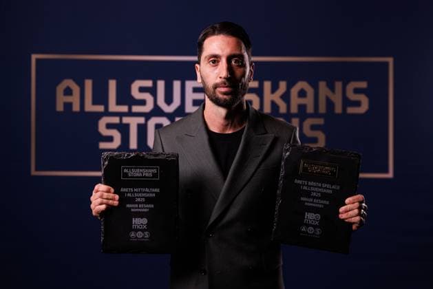 251119 Hammarbys Nabil Besara poses for a portrait with the award for the Player of the Year in Allsvenskan during Allsvenskans Grand Prize on November 19, 2025 in Stockholm  Copyright: CAISAxRASMUSSEN BB251119BB511